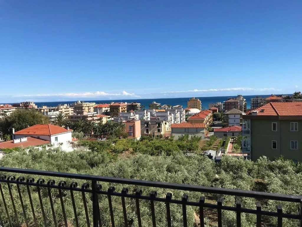 Lägenhetshotell Al Borgo Village Pietra Ligure